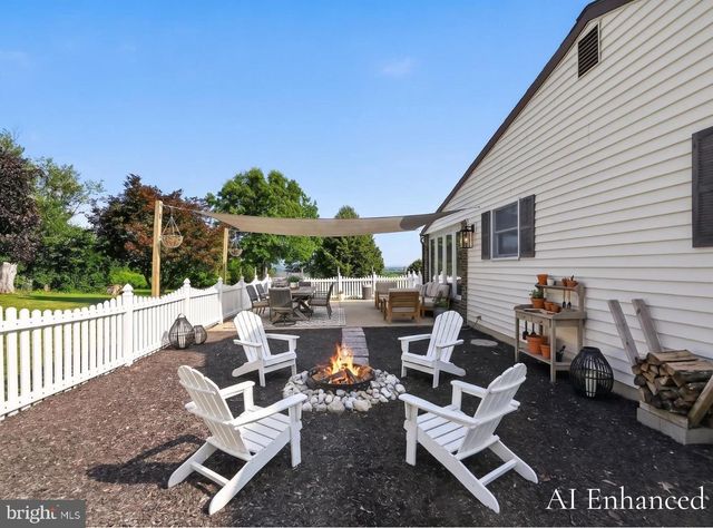 336 FOCHT LN, Hamburg, PA 19526