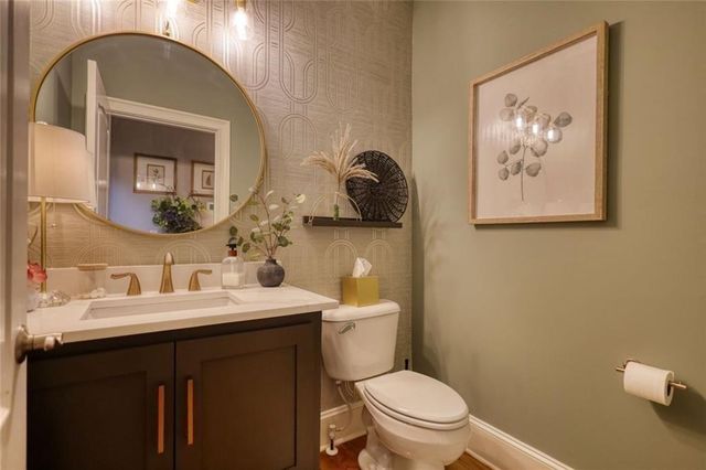 401 St Regis Drive, Oxford, GA 30054