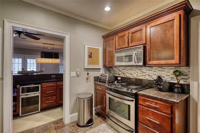 401 St Regis Drive, Oxford, GA 30054