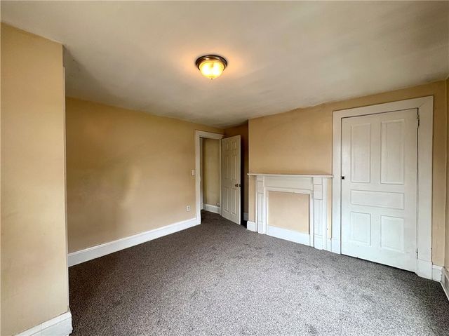 442 Park St, Rochester, PA 15074