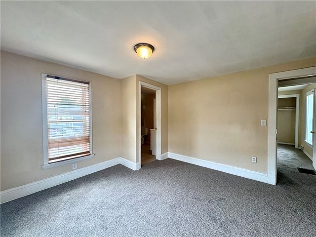 442 Park St, Rochester, PA 15074