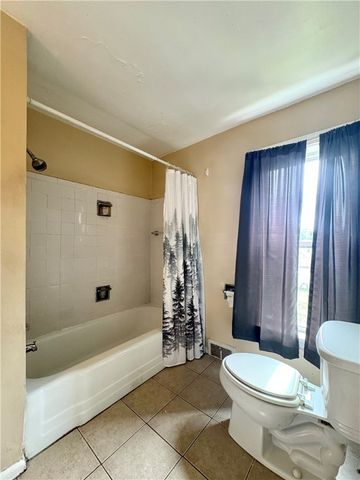 442 Park St, Rochester, PA 15074