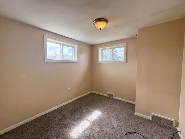 442 Park St, Rochester, PA 15074