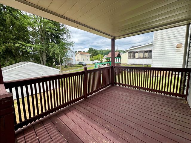 442 Park St, Rochester, PA 15074