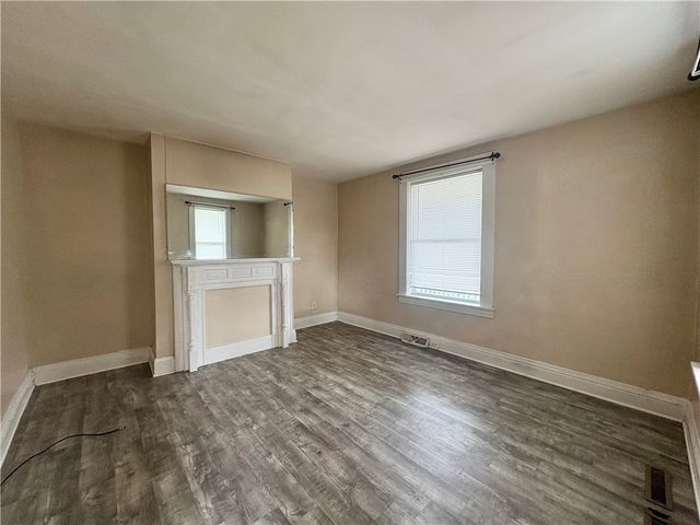 442 Park St, Rochester, PA 15074