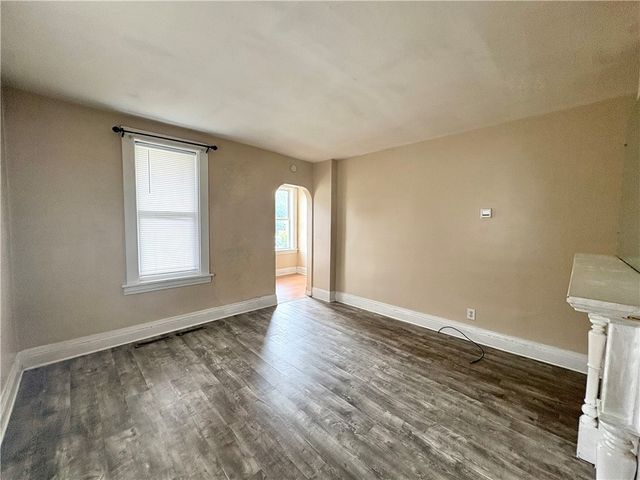 442 Park St, Rochester, PA 15074