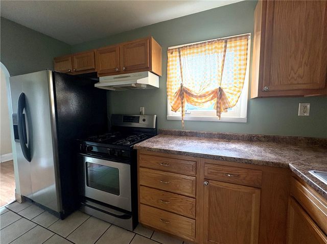 442 Park St, Rochester, PA 15074