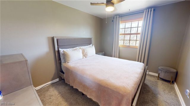 5143 Calla Avenue NW, Champion, OH 44483