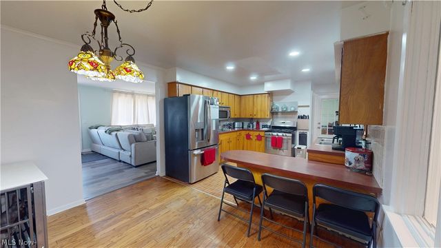 5143 Calla Avenue NW, Champion, OH 44483