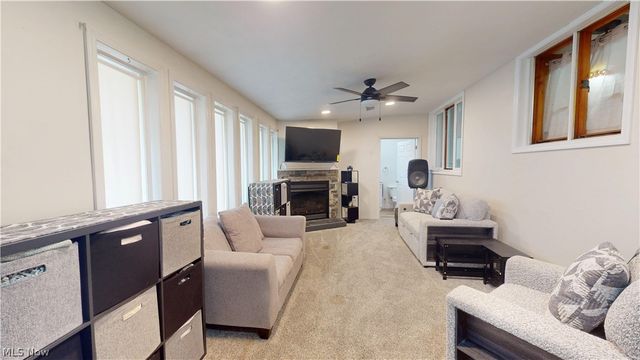 5143 Calla Avenue NW, Champion, OH 44483