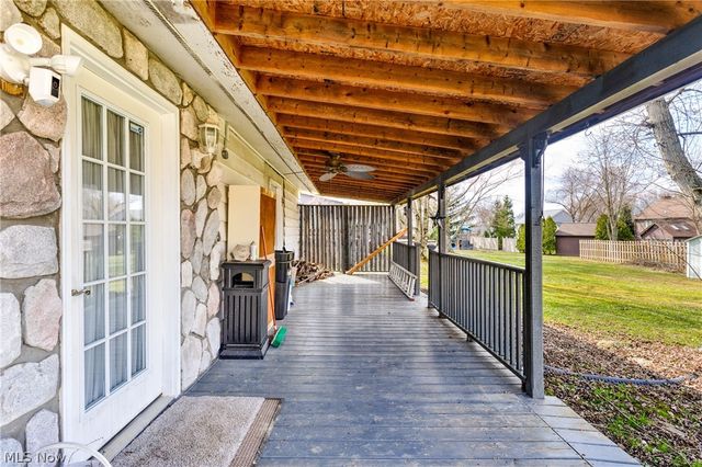 5143 Calla Avenue NW, Champion, OH 44483