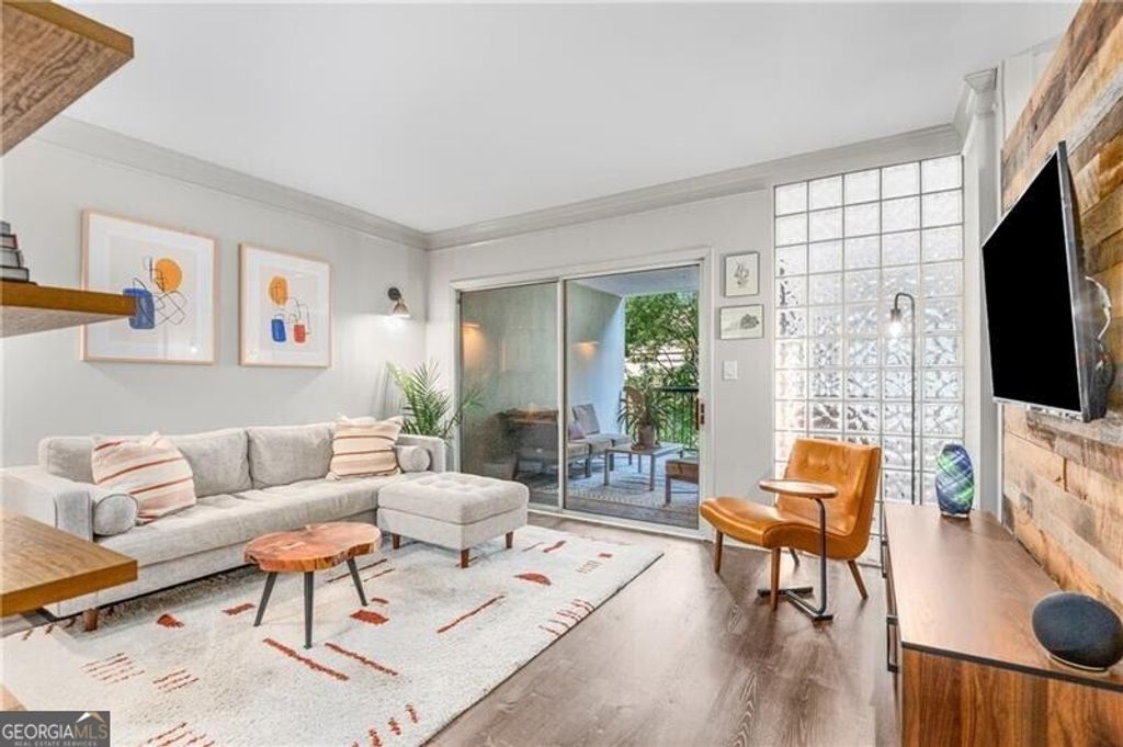 275 13th Street NE 210, Atlanta, GA 30309