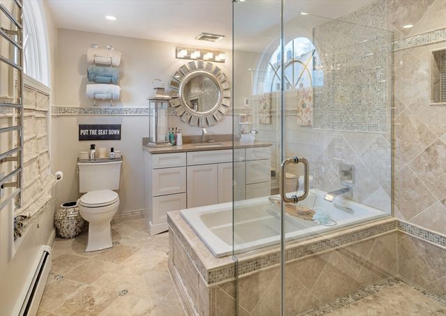 115 Ellis Farm Ln, Melrose, MA 02176