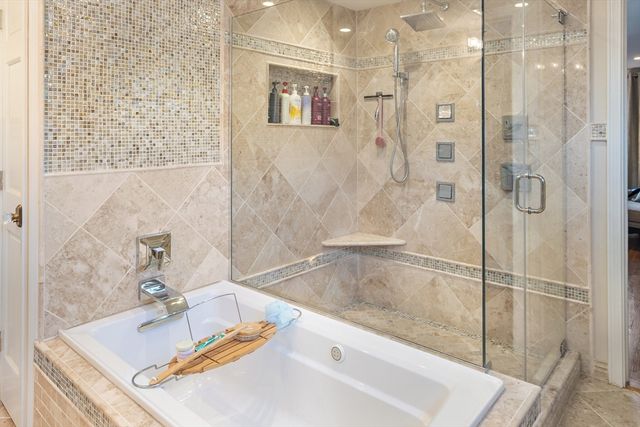 115 Ellis Farm Ln, Melrose, MA 02176