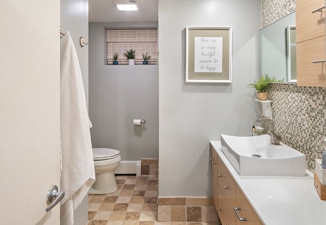 115 Ellis Farm Ln, Melrose, MA 02176