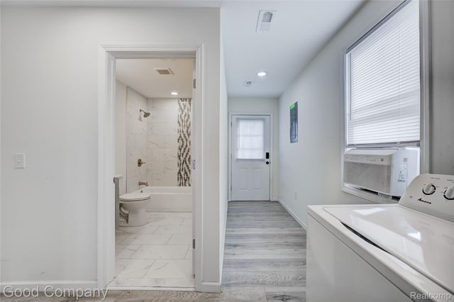 23826 Kate Avenue, Warren, MI 48091