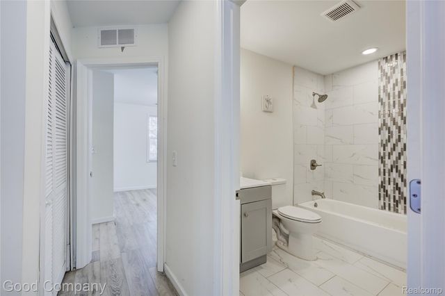 23826 Kate Avenue, Warren, MI 48091