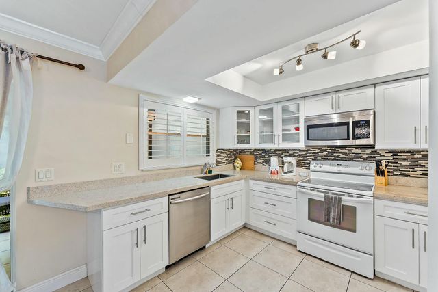 3036 Park Avenue, Riviera Beach, FL 33404