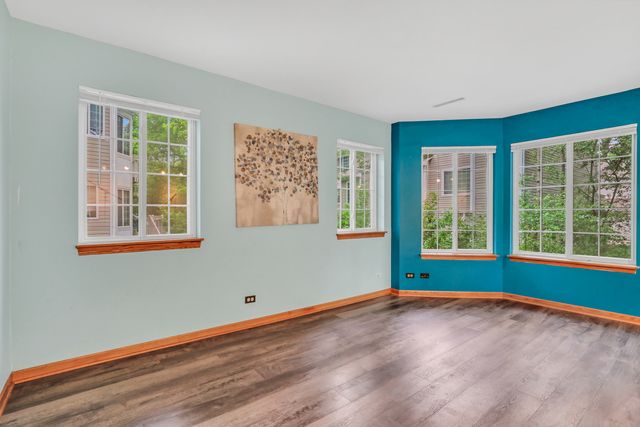 274 W Treehouse Lane 274, Round Lake, IL 60073