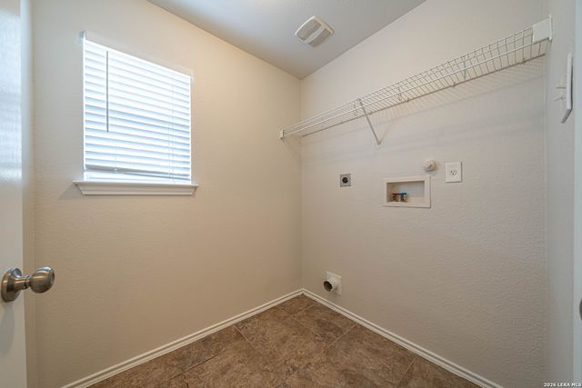 5018 FOUNTAIN HL, San Antonio, TX 78244