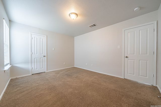 5018 FOUNTAIN HL, San Antonio, TX 78244