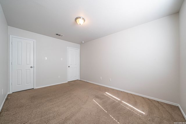 5018 FOUNTAIN HL, San Antonio, TX 78244