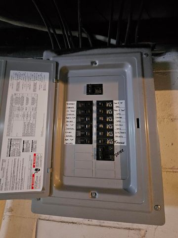 12066 Minden Street, Detroit, MI 48205