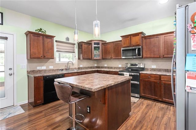 5004 Shorthorn Way, Greensboro, NC 27405