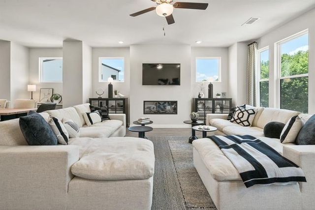 333 Sammon Way, Lawrenceville, GA 30046