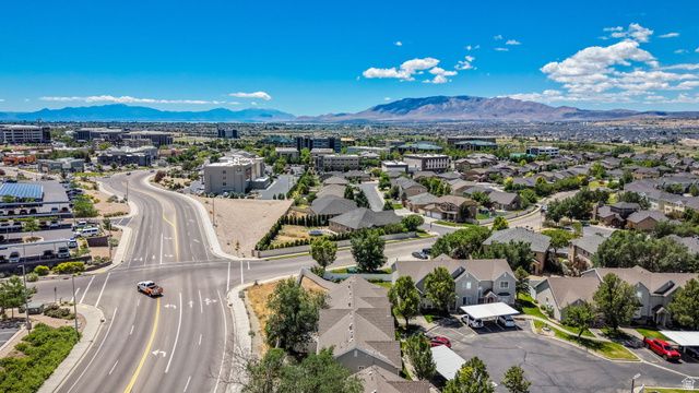 3876 N DAVENCOURT LOOP, Lehi, UT 84048