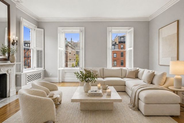 274 Clarendon St 3, Boston, MA 02116