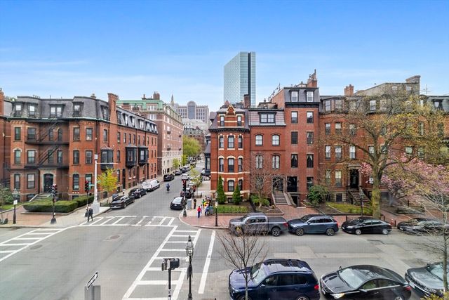274 Clarendon St 3, Boston, MA 02116