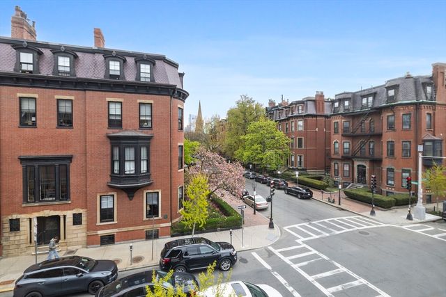 274 Clarendon St 3, Boston, MA 02116
