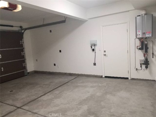 106 Tartan, Irvine, CA 92620