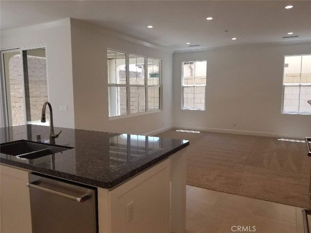 106 Tartan, Irvine, CA 92620