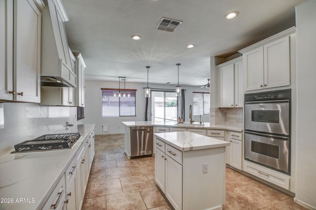 3078 E MUIRFIELD Street, Gilbert, AZ 85298