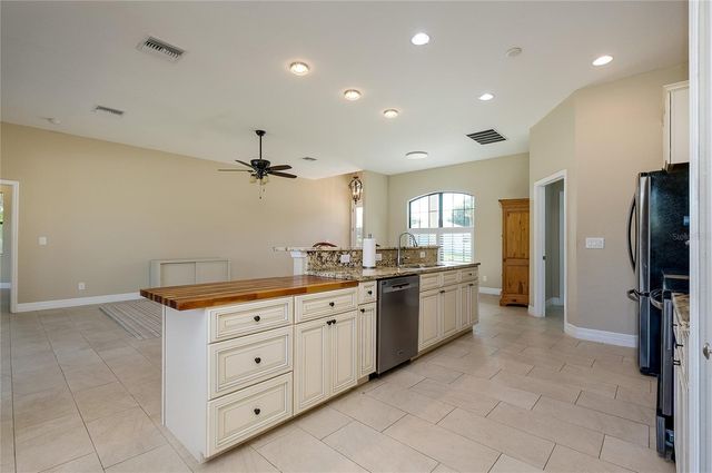 545 PEMBROKE DRIVE, Port Charlotte, FL 33954
