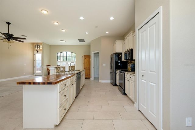 545 PEMBROKE DRIVE, Port Charlotte, FL 33954