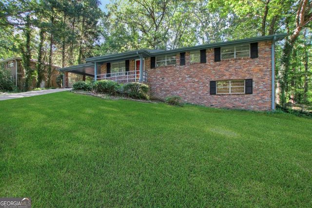 5835 S Bear Drive, Douglasville, GA 30135