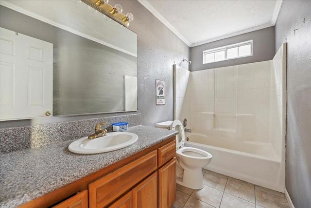 810 Oakmont Lane, Lake Arrowhead, CA 92352