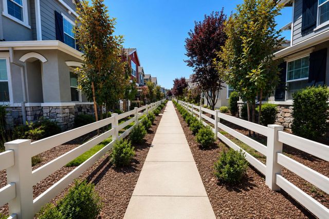 6192 Paseo De Gebhart, Citrus Heights, CA 95610