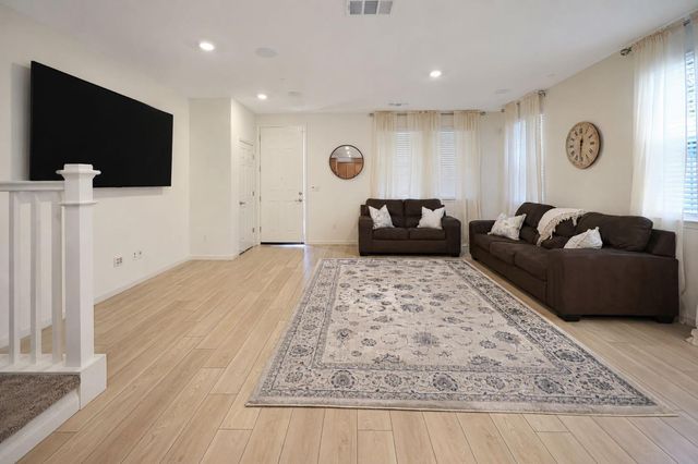 6192 Paseo De Gebhart, Citrus Heights, CA 95610