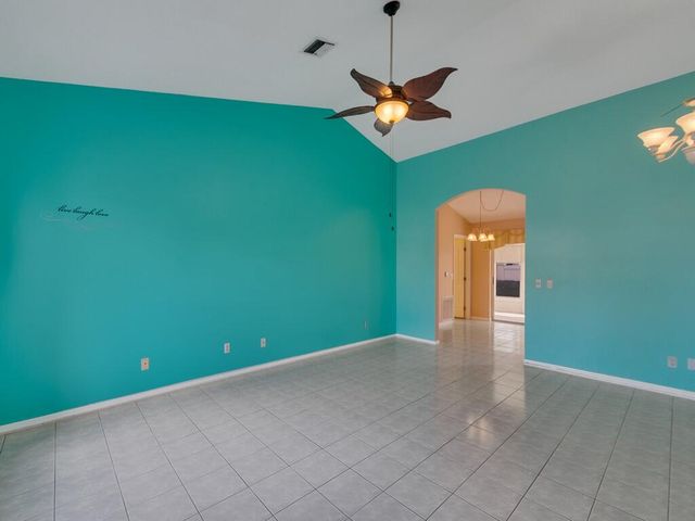352 NW Tuscany Way, Port St. Lucie, Port St Lucie, FL 34986