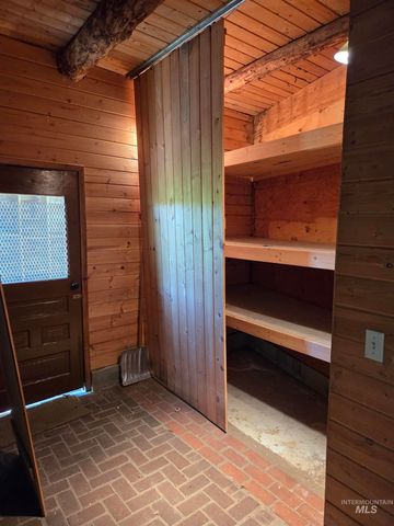 1200 White Pine Flats Rd, Troy, ID 83871