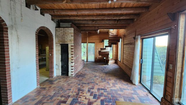 1200 White Pine Flats Rd, Troy, ID 83871
