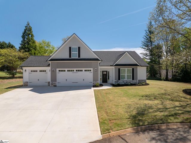 405 Pearle Brook Lane, Taylors, SC 29687