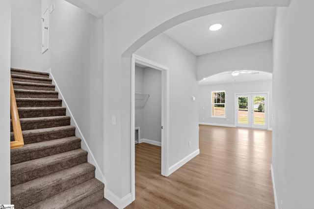405 Pearle Brook Lane, Taylors, SC 29687