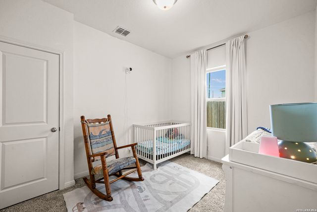 4909 HALLIES GDN, St Hedwig, TX 78152