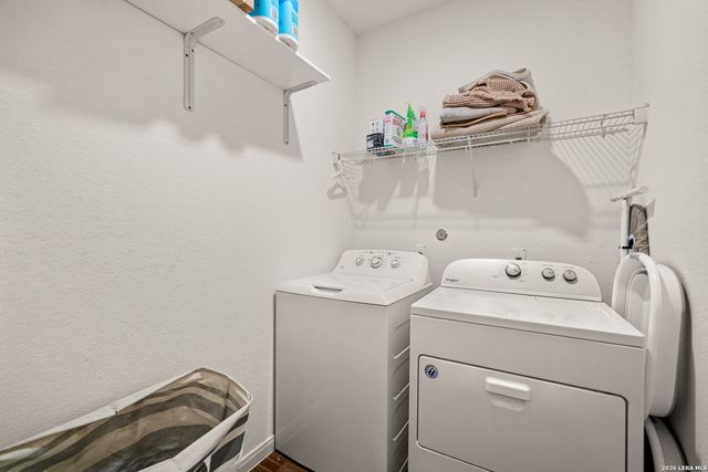 4909 HALLIES GDN, St Hedwig, TX 78152