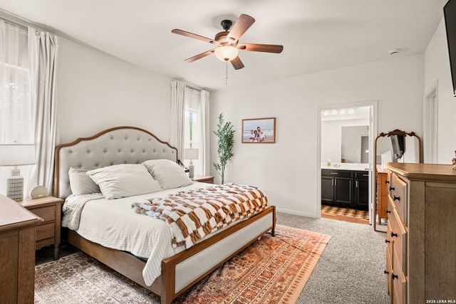 4909 HALLIES GDN, St Hedwig, TX 78152